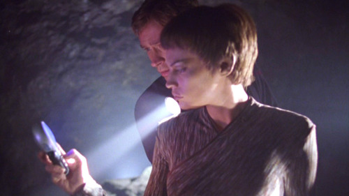 T'Pol scans the cave