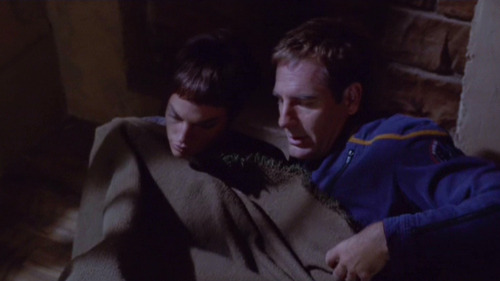 Archer offers to share the blanket with T'Pol
