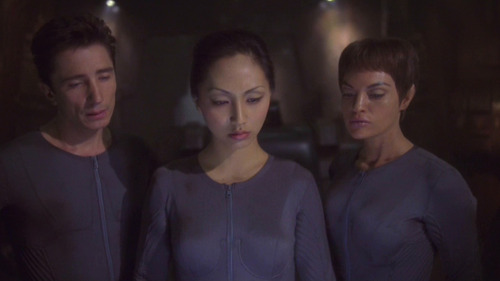 Reed, Hoshi and T'Pol in their undersuits
