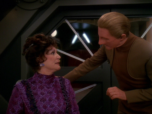 Lwaxana and Odo in his office