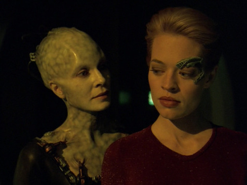 The Borg Queen talks to Seven