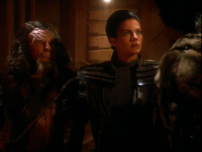 Dax in her Klingon gear