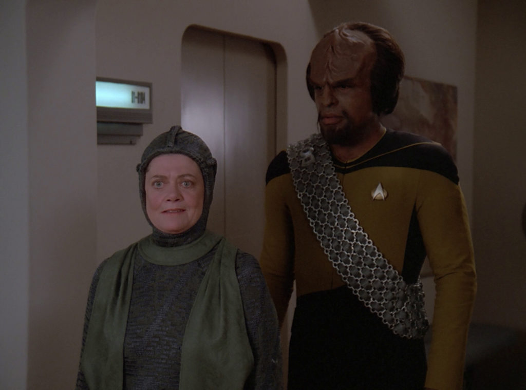 Anya and Worf in Sickbay