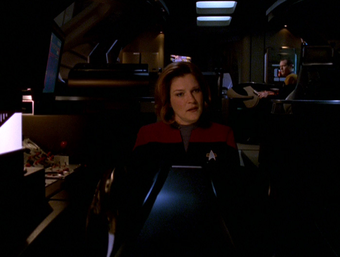 Janeway flying the ship