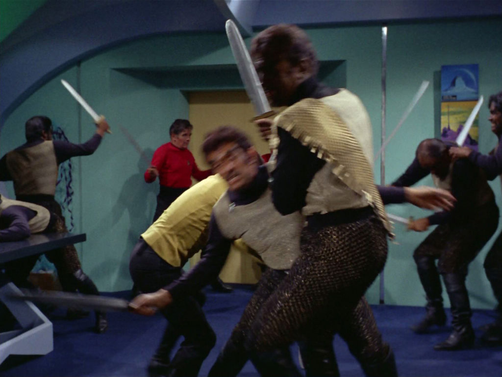 Klingon/Starfleet swordfight