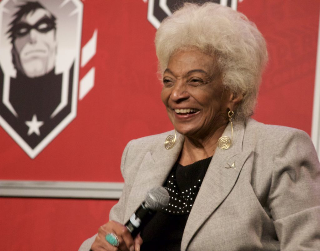 Nichelle Nichols smiling on stage at Montreal Comiccon 2016